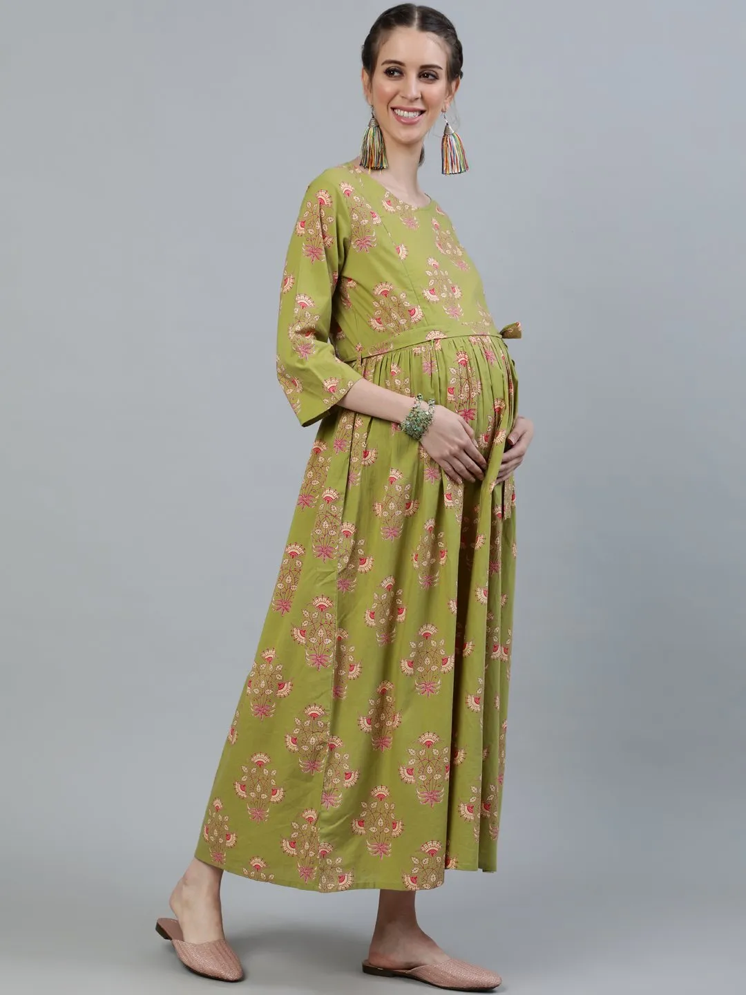 Women Green Printed Maternity Dress With Three Quarter Sleeves