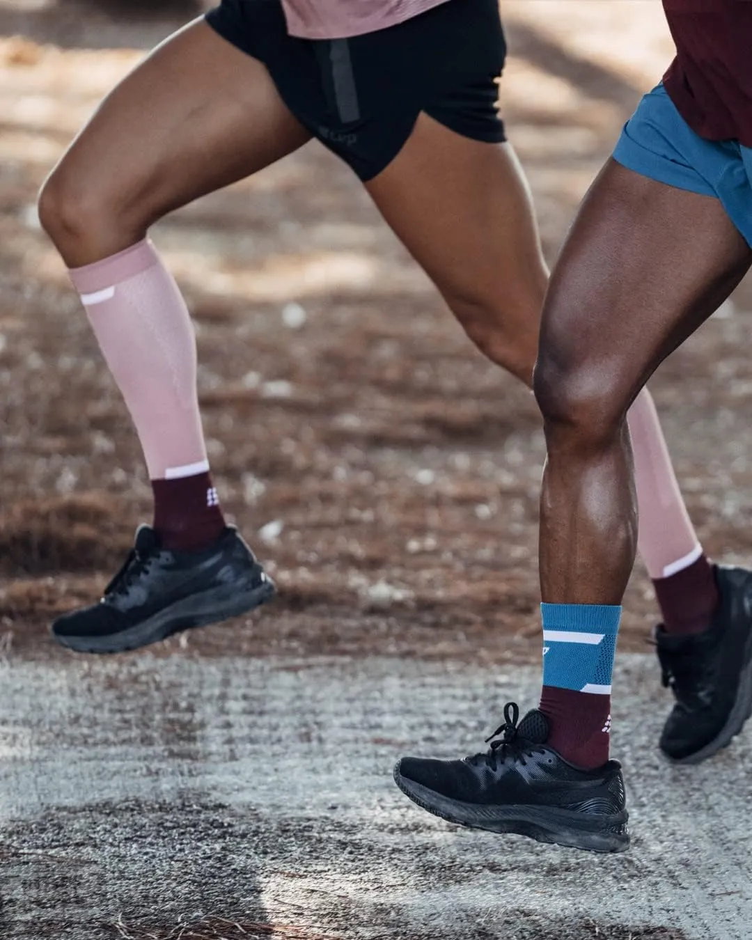 Womens Crew Cut Athletic Performance Running Sock - CEP Mid Cut Socks